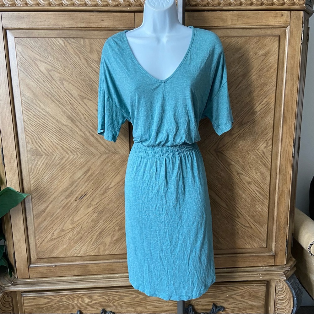 H&M seafoam green V-neck T-shirt  mini dress